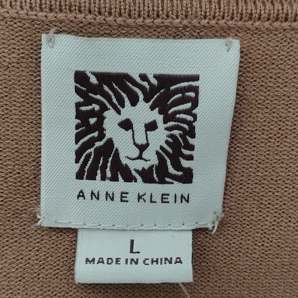 Like New Beige Sweater Cardigan size L "ANNE KLEIN" - Picture 6 of 7
